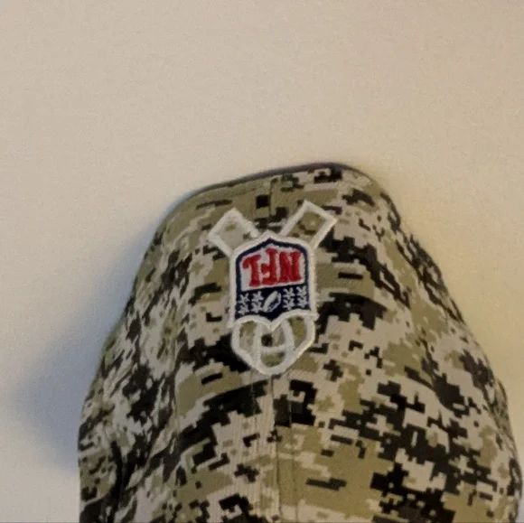New Era Camo Buffalo Bills Cap - Picture 6 of 8